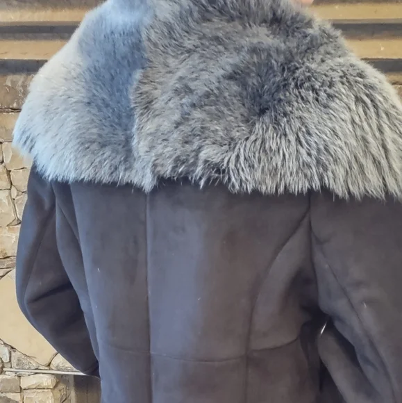 Shearling coat by Badgley Mischka couture black suede coat shearling, nwt - Picture 13 of 13